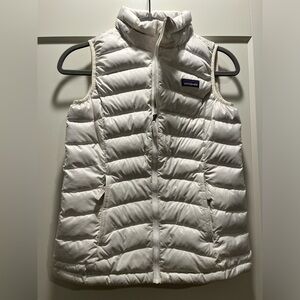 Patagonia down best, child size large